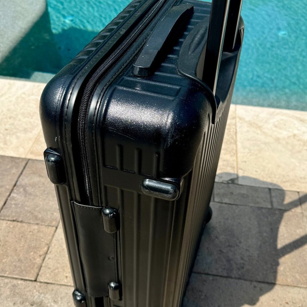 Rimowa carry on